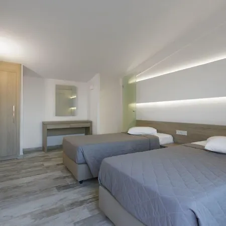 Hotell Akti Club 5*