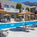 Hotel Akti Club